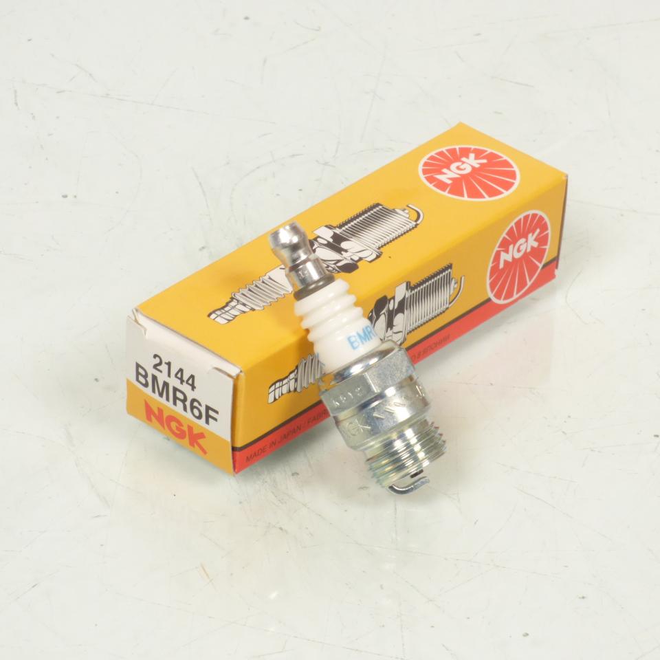 Boite de 10 bougies d'allumage BMR6F / 2144 pour motoculture tronçonneuse
