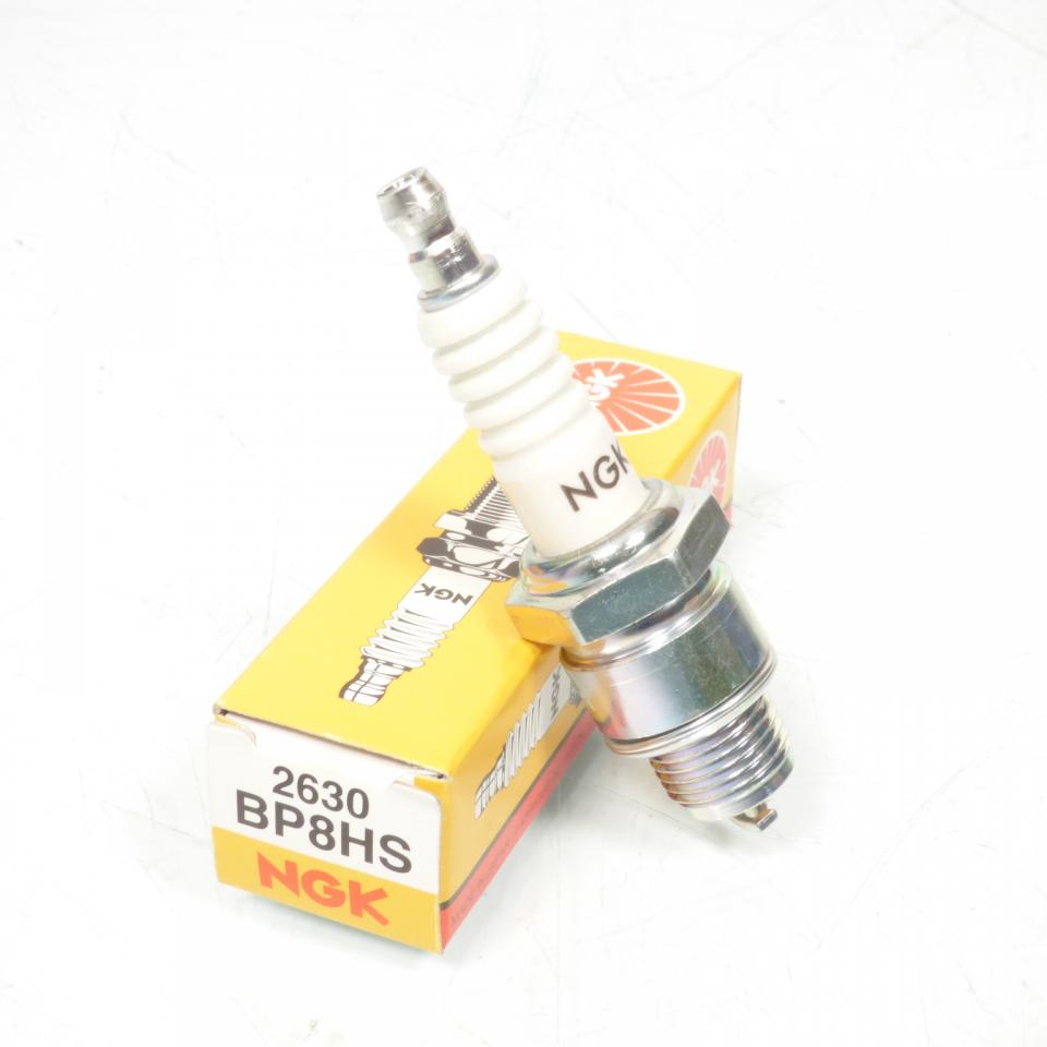 Bougie d'allumage NGK pour Auto BP8HS / 2630 / Par 10 Neuf