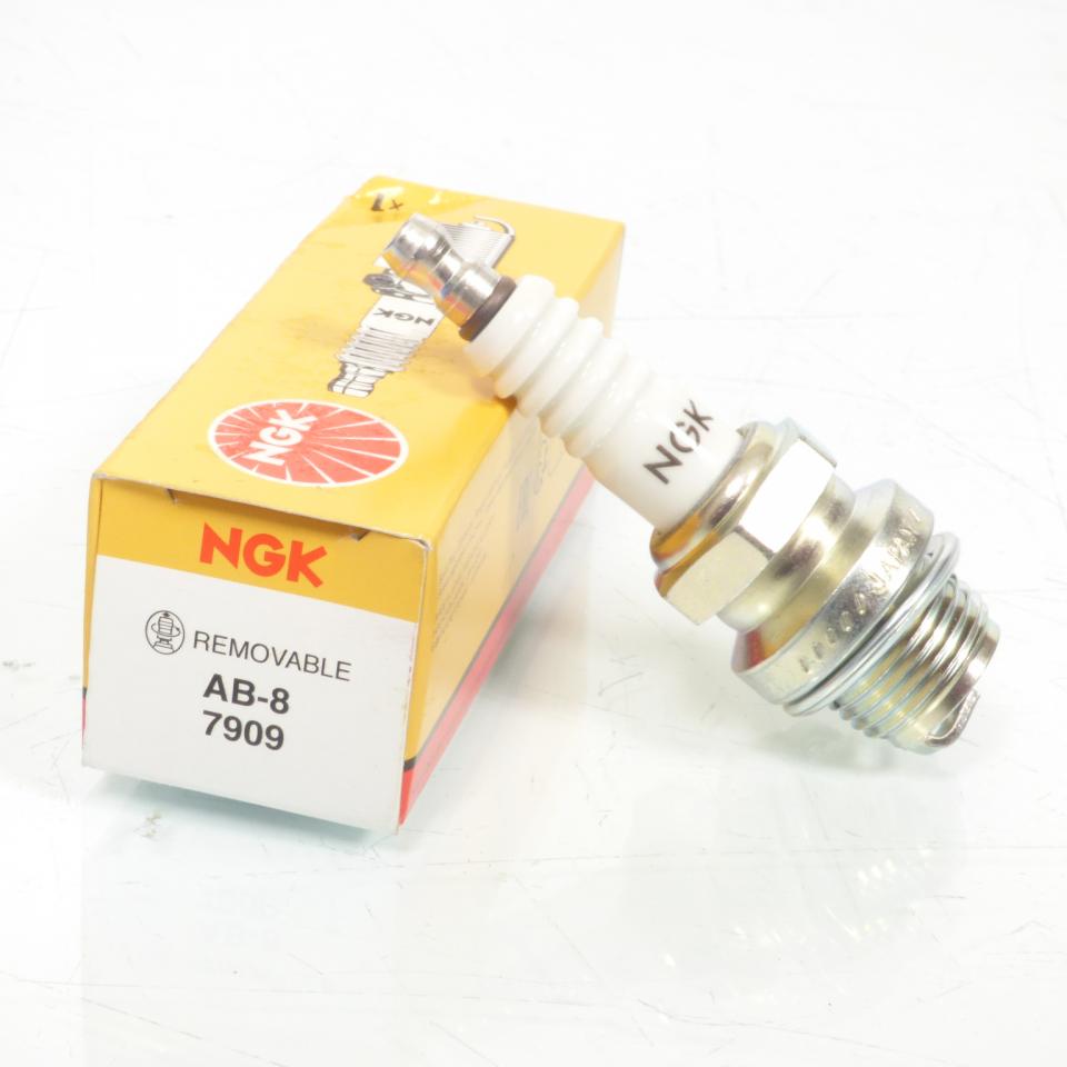 Bougie d'allumage NGK pour moto AB-8 / 7909 Neuf