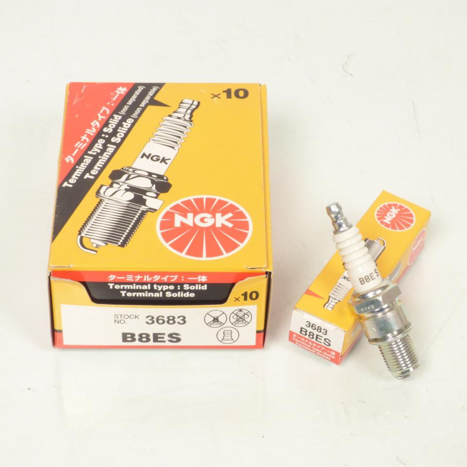 Bougie d'allumage NGK pour Moto Triumph 750 Trident 1991 à 1998 B8ES Neuf