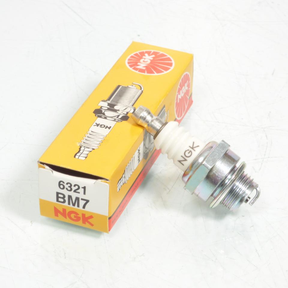 Bougie d'allumage NGK pour moto BM7 / 6321 Neuf