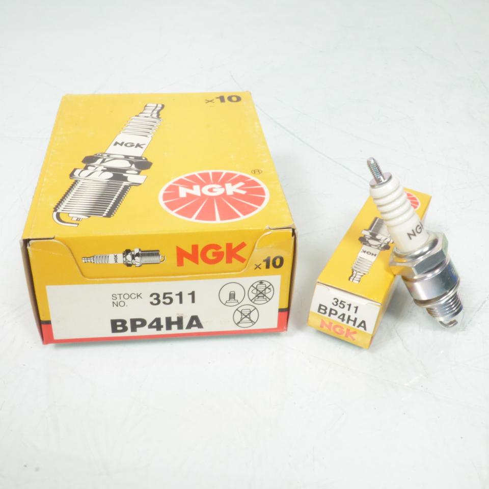 Bougie d'allumage NGK pour moto BP4HA / 3511 / par 10 Neuf