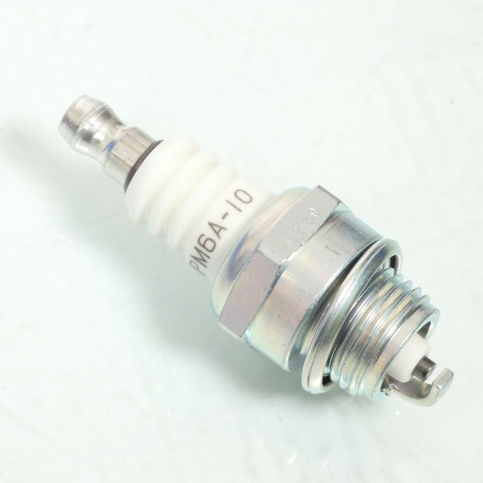 Bougie d'allumage NGK pour auto BPM6A-10 / 6026 Neuf