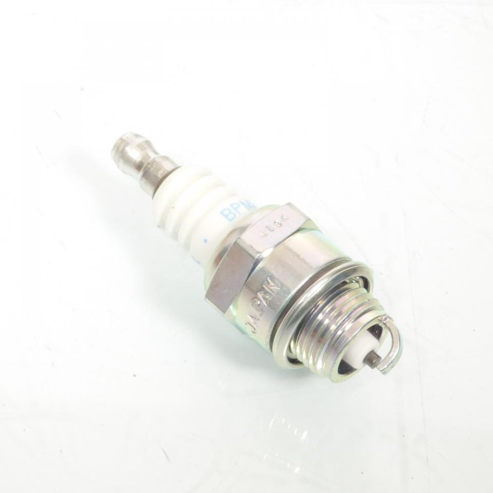 Bougie d'allumage NGK pour moto BPMR4A / 6028 / Par 10 Neuf