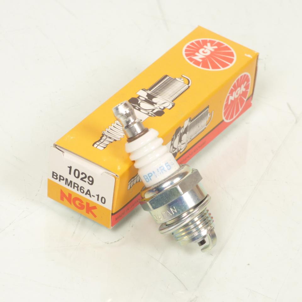 Bougie d'allumage NGK pour moto BPMR6A-10 / 1029 Neuf