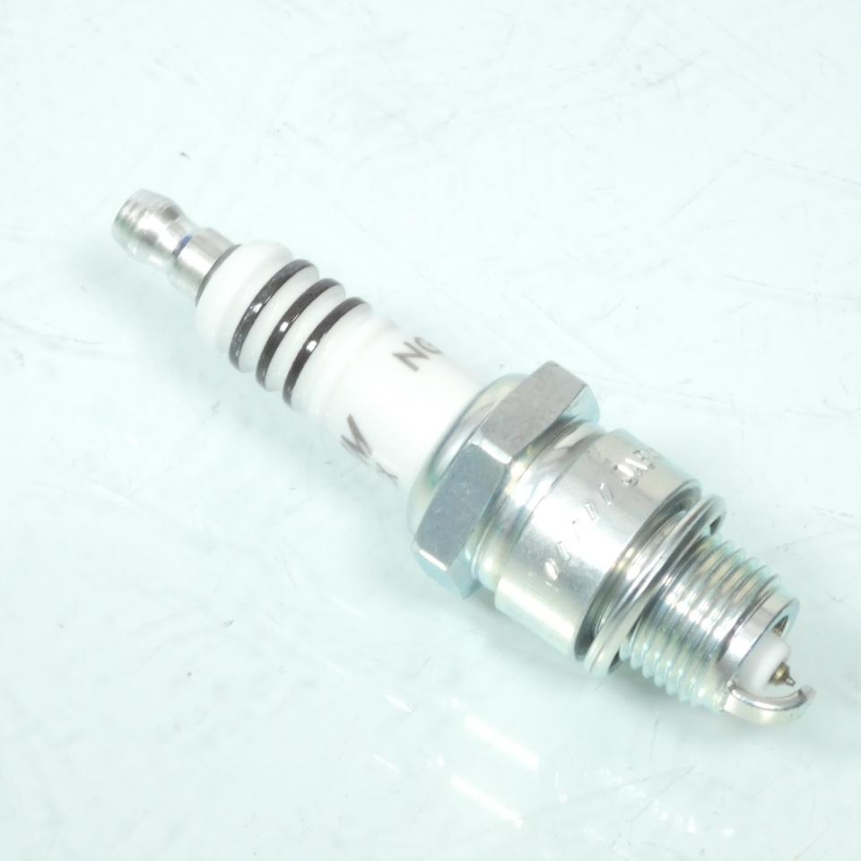 Bougie d'allumage NGK pour Quad Barossa 100 Python 2003 à 2004 BPR7HIX / 5944 / Par 4 Neuf