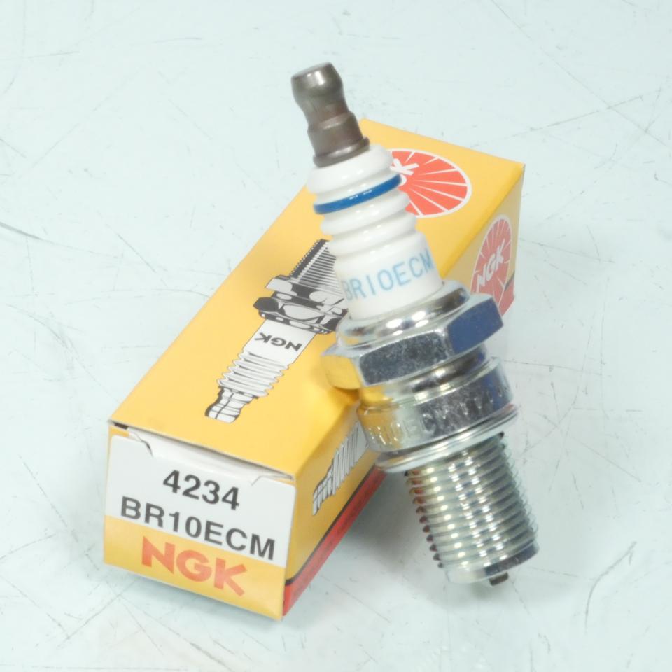 Bougie d'allumage NGK pour auto BR10ECM / 4234 / Par 10 Neuf