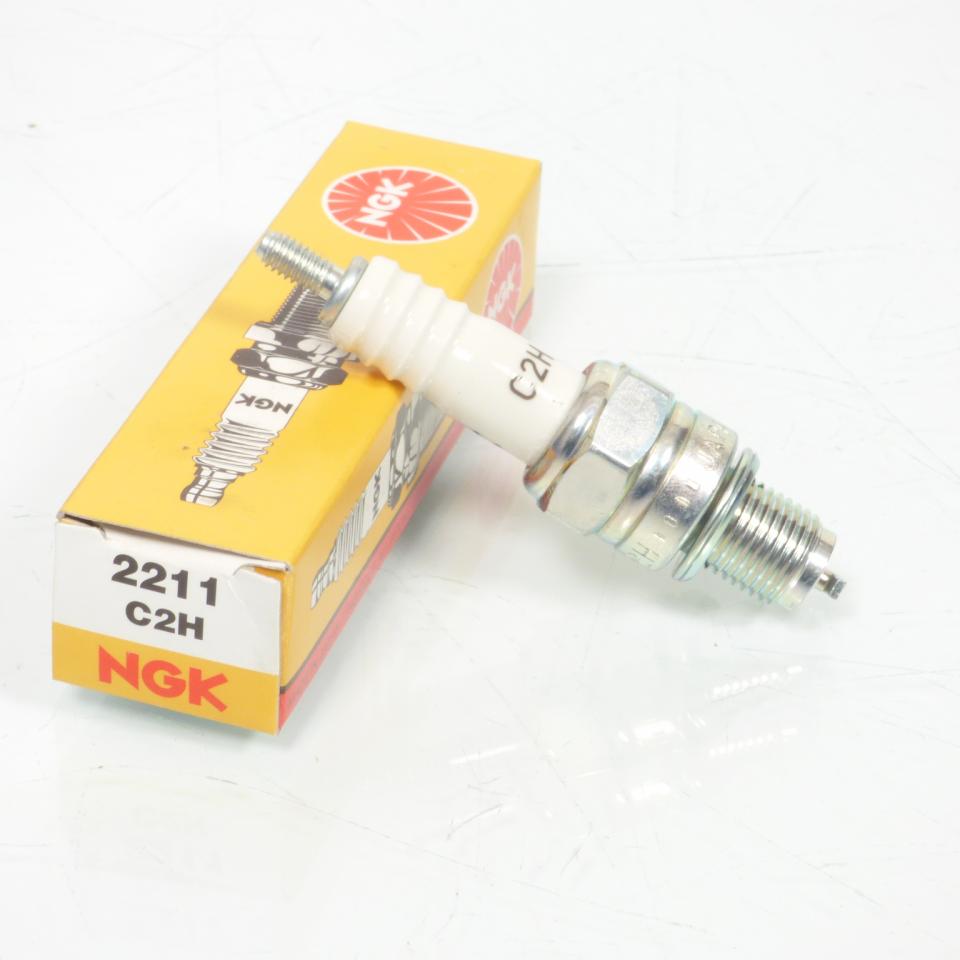 Bougie d'allumage NGK pour moto C2H / 2211 Neuf