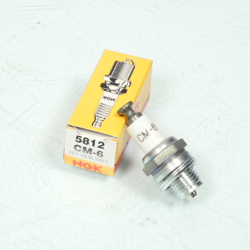 Bougie d'allumage NGK pour mobylette CM-6 Neuf