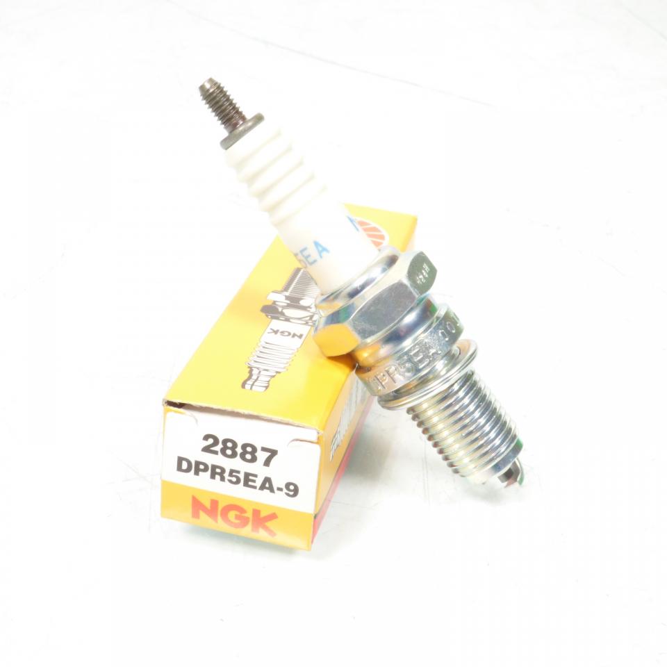 Bougie d'allumage NGK pour moto Kawasaki 1500 VN Tourer 1998 à 2020 DPR5EA-9 Par 10 Neuf