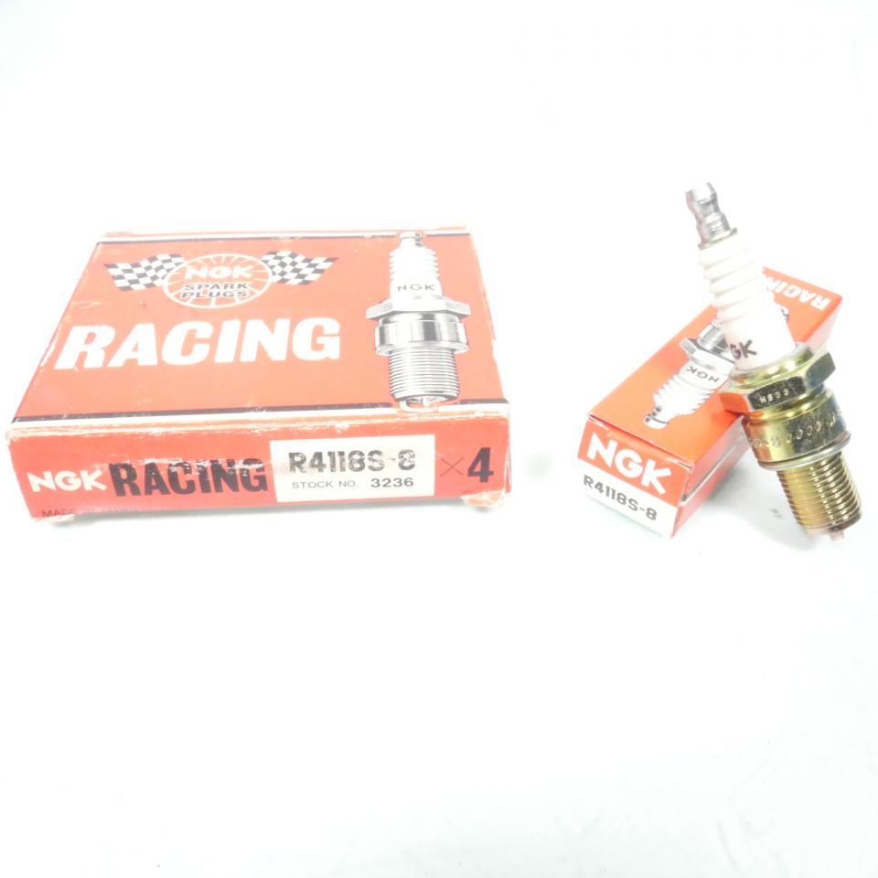 Bougie d'allumage NGK pour moto R4118S-8 / 3236 / Par 4 Neuf