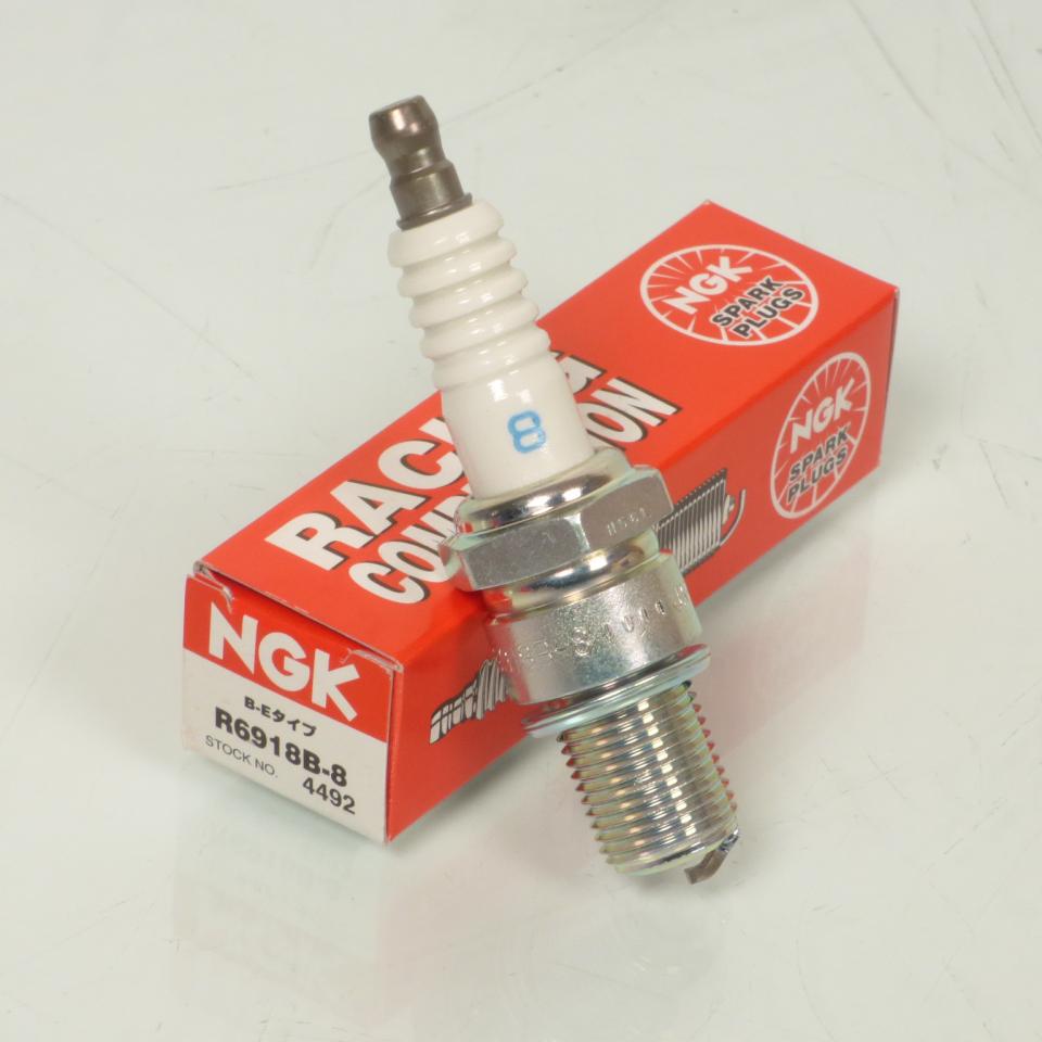 4 Bougie d'allumage NGK R6918B-8 / 4492 pour moto Suzuki 125 RM 1996 à 2011