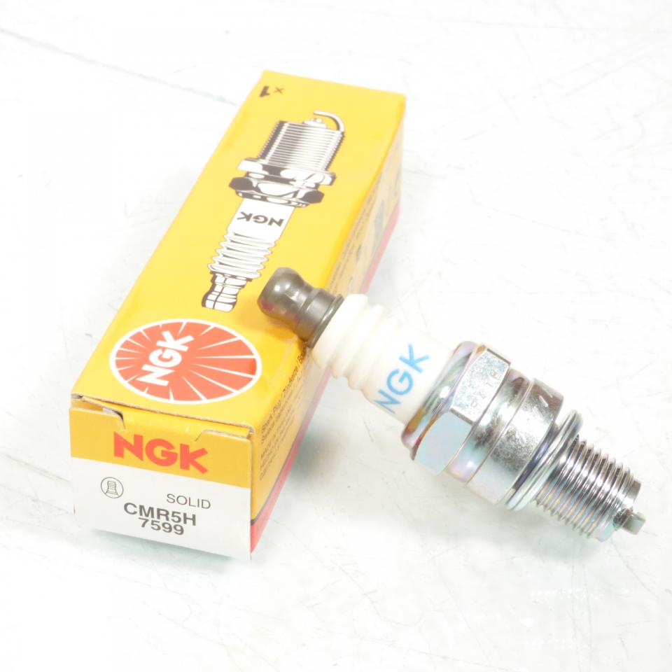 Bougie d'allumage NGK pour moto CMR5H / 7599 / Par 10 Neuf