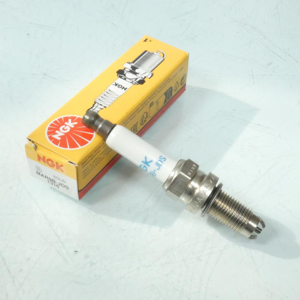 Bougie d'allumage NGK pour moto BMW 1200 K Gt Après 2007 MAR9B-JDS / 1316 / Par 10 Neuf