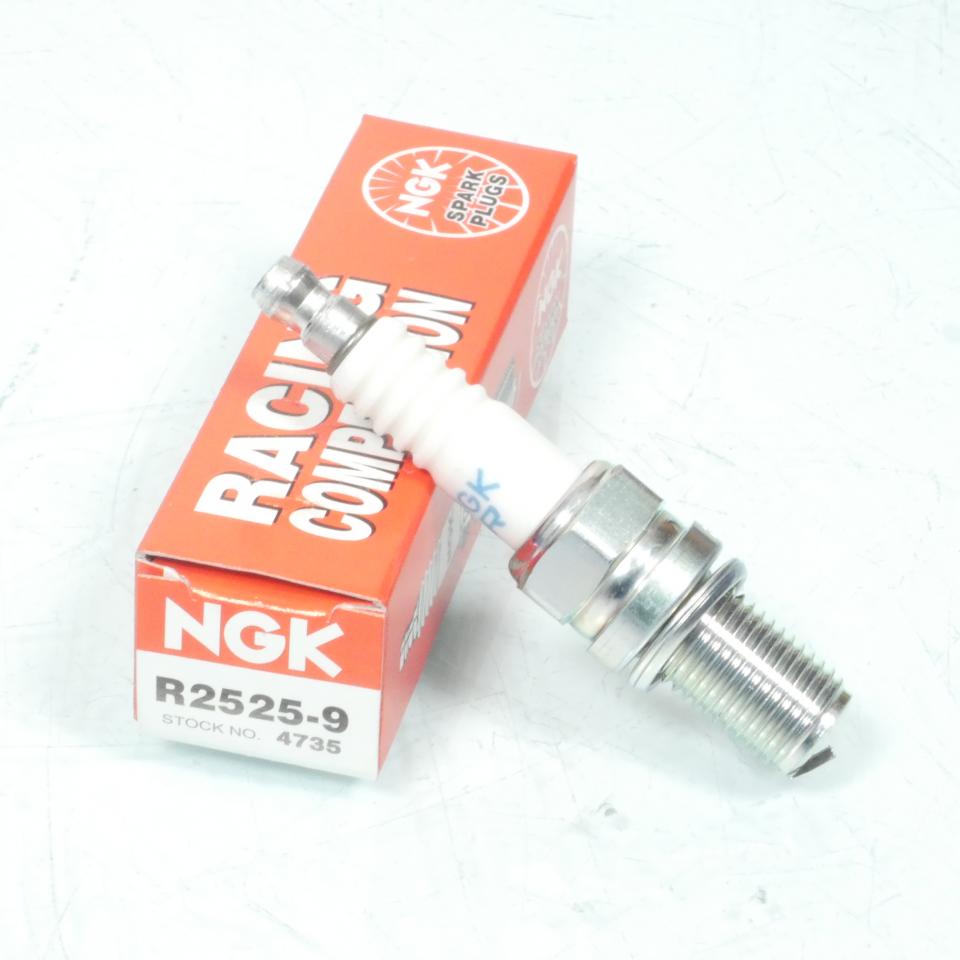 Bougie d'allumage NGK pour moto Ducati 748 Biposto Après 1999 R2525-9 / 4735 Neuf