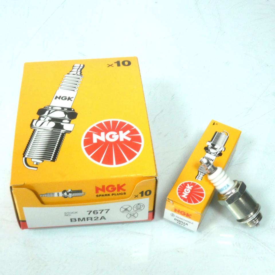 Bougie d'allumage NGK pour auto BMR2A / 7677 / Par 10 Neuf