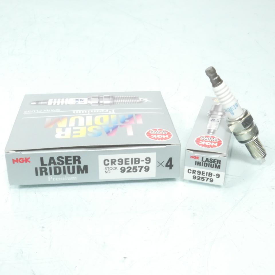 Bougie d'allumage NGK pour moto MV Agusta 800 Brutale 2012 à 2023 CR9EIB-9 / 92579 / Par 4 Neuf