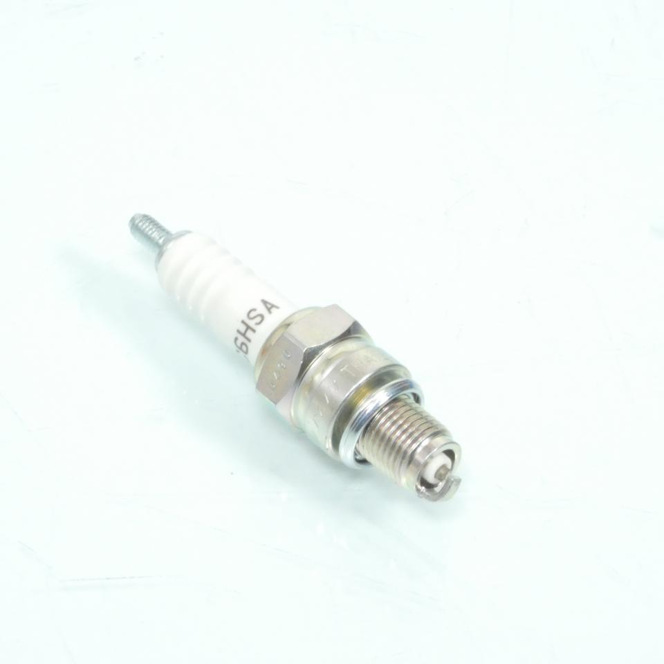 Bougie d'allumage NGK pour moto C6HSA / 3228 / Par 10 Neuf
