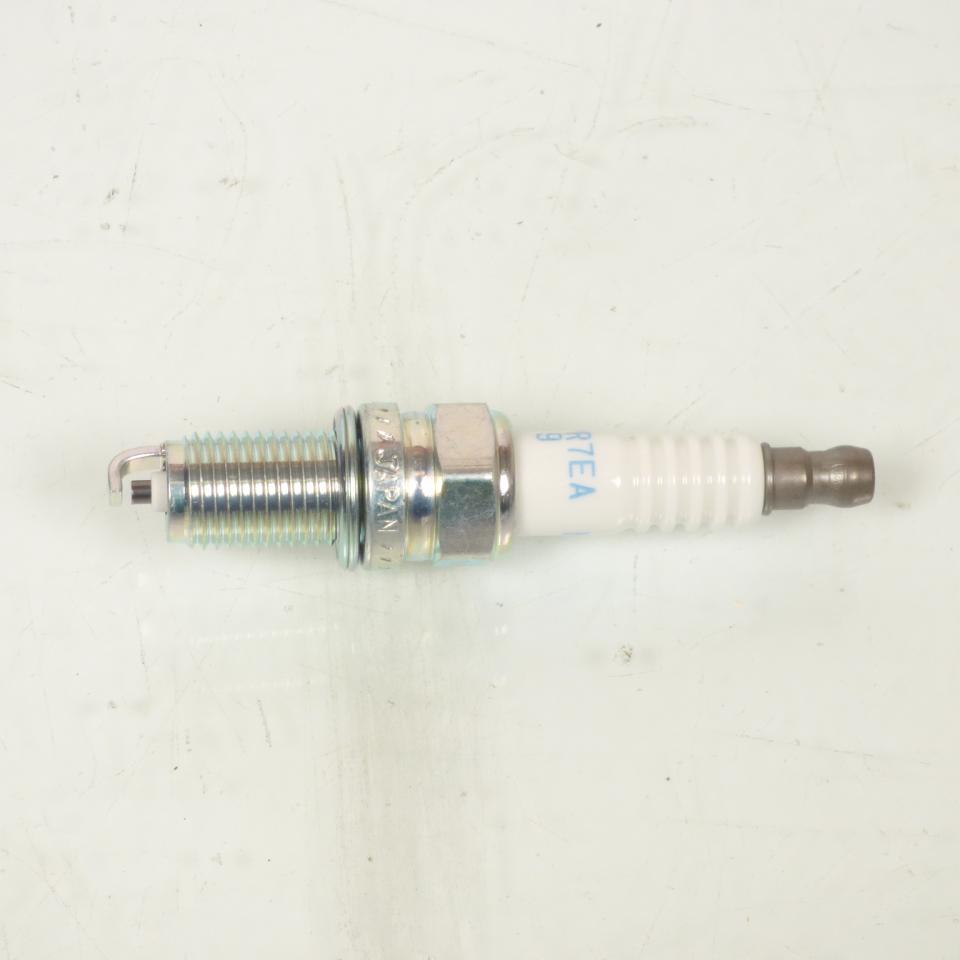 Bougie d'allumage NGK DCPR7EA-9 pour moto Harley Davidson 883 SPORTSTER LOW 6651