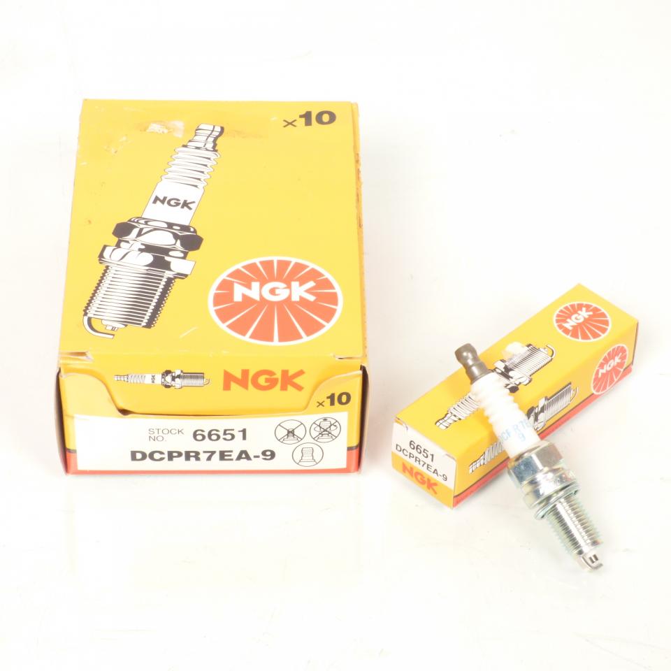 Bougie d'allumage NGK DCPR7EA-9 pour moto Harley Davidson 883 SPORTSTER LOW 6651