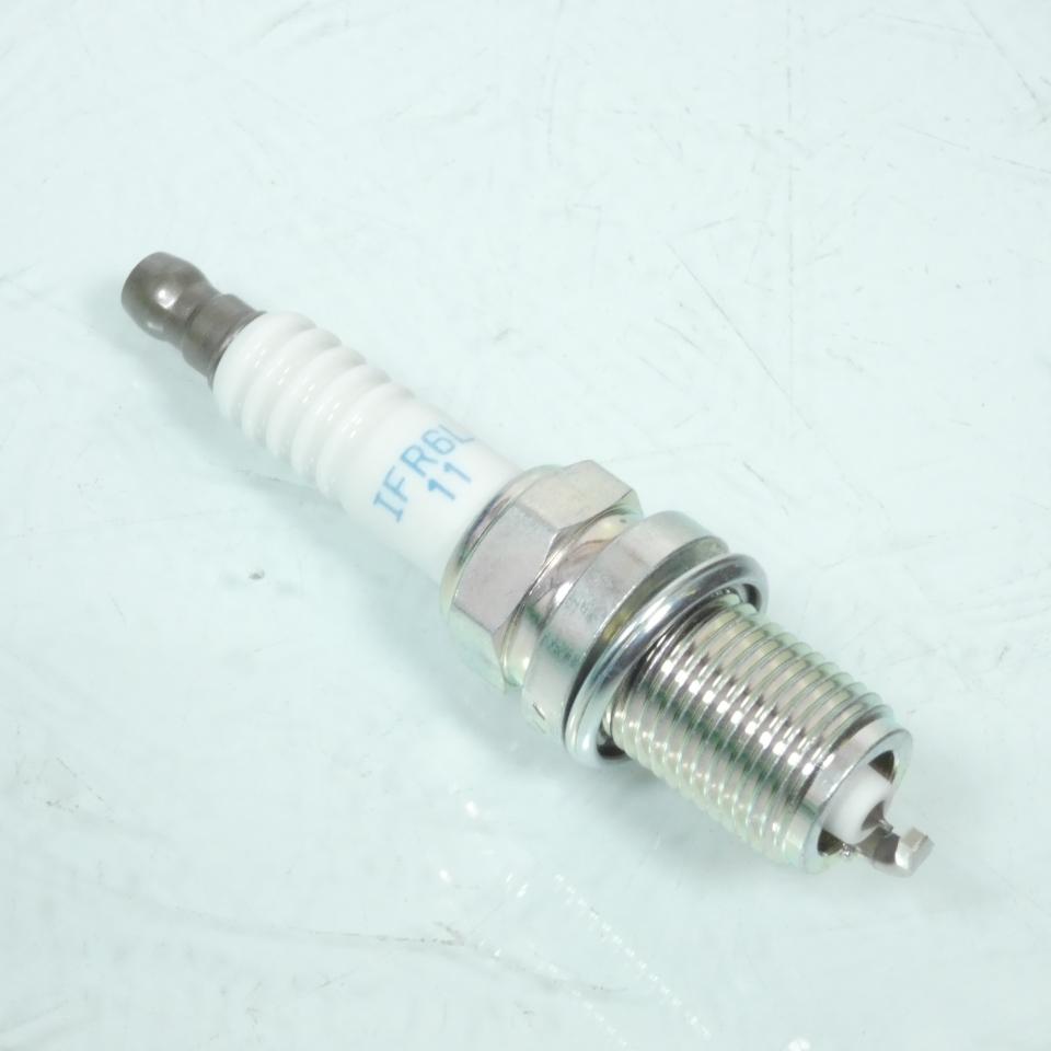 Bougie d'allumage NGK pour Moto Honda 1800 Vtx C/S Retro 2002 à 2008 IFR6L11 / 3678 / Par 4 Neuf