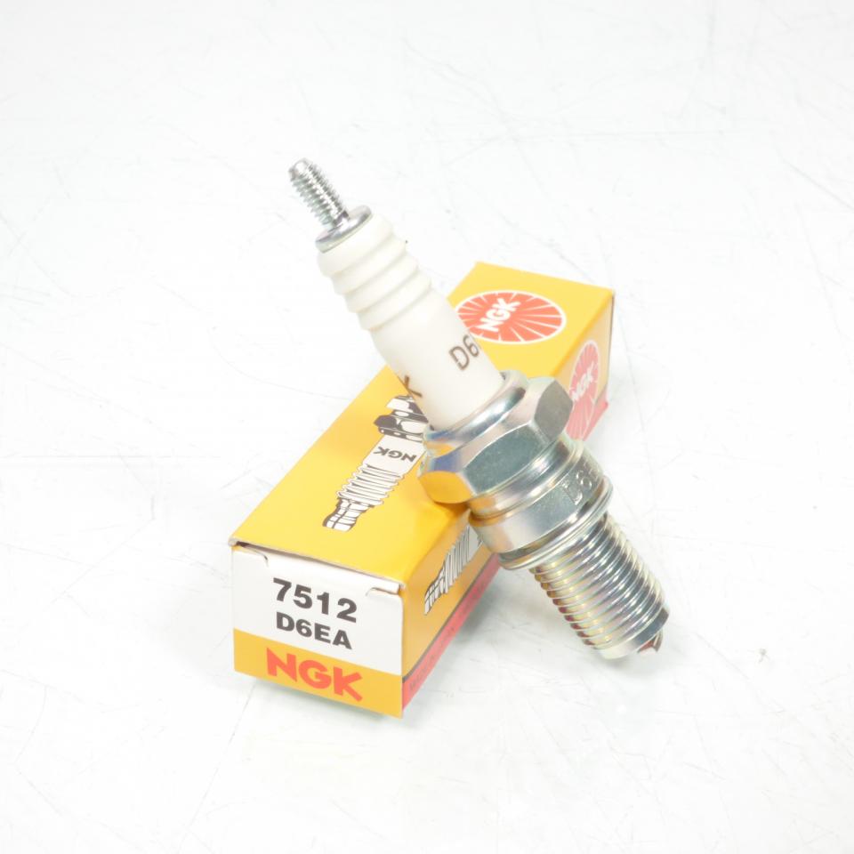 Bougie d'allumage NGK pour moto D6EA / 7512 / Par 10 Neuf