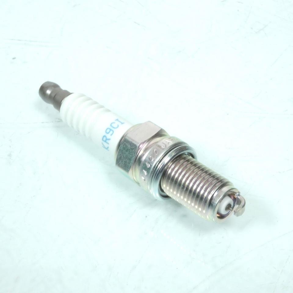 Bougie d'allumage NGK pour Moto BMW 1200 K Lt 2006 à 2008 KR9CI / 7795 / Par 4 Neuf