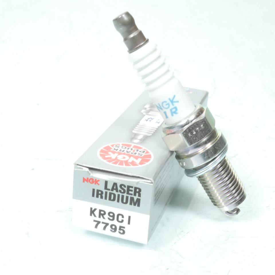 Bougie d'allumage NGK pour Moto BMW 1200 K Lt 2006 à 2008 KR9CI / 7795 / Par 4 Neuf