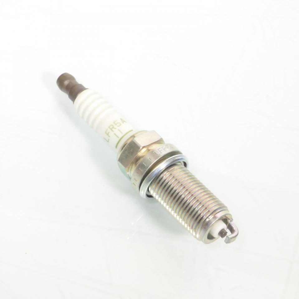 Bougie d'allumage NGK pour moto LFR5A-11 / 6376 Neuf