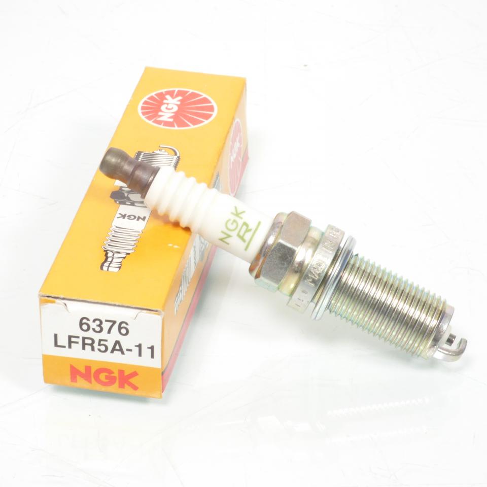Bougie d'allumage NGK pour moto LFR5A-11 / 6376 Neuf