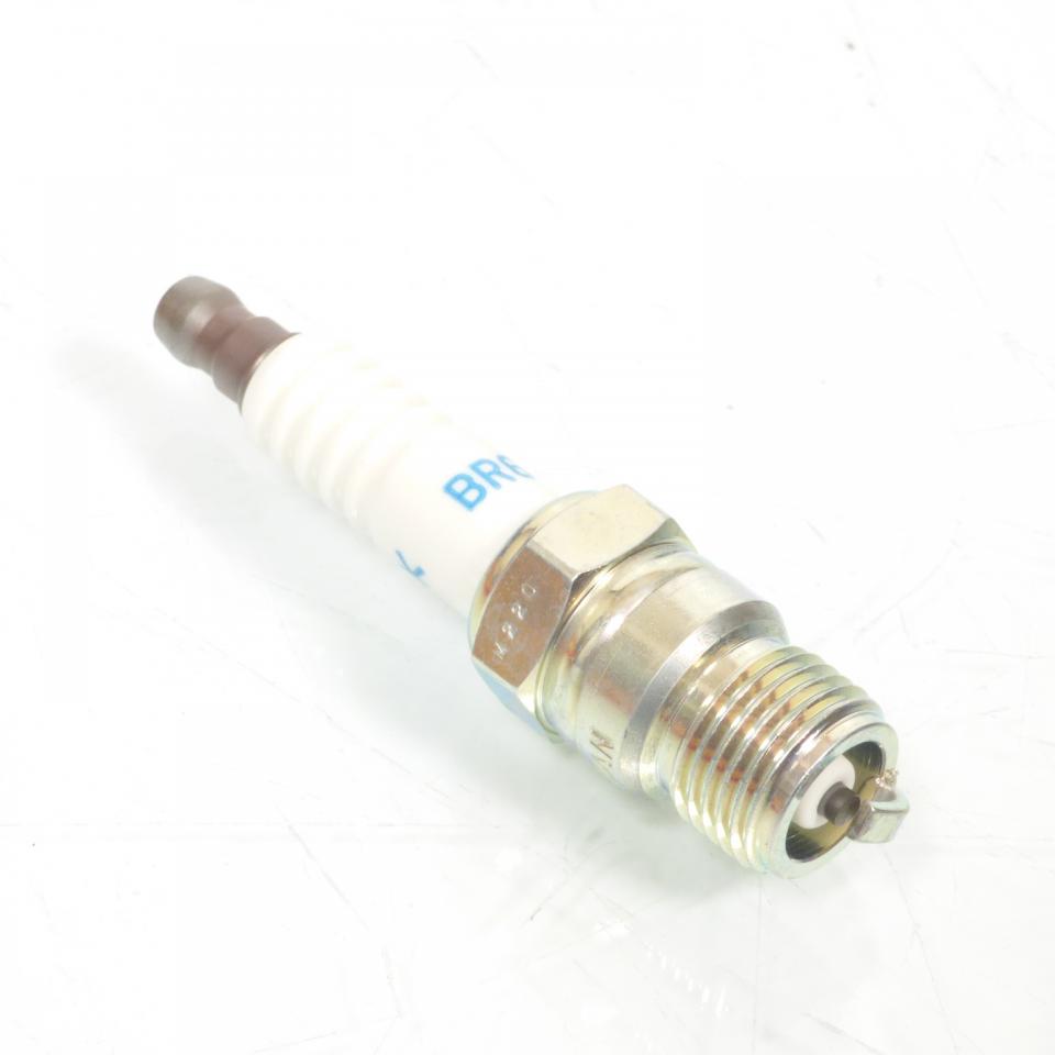 Bougie d'allumage NGK pour moto BR6FS / 4323 / Par 10 Neuf
