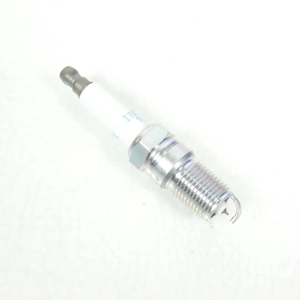 Bougie d'allumage NGK pour moto ITR4A15 / 5599 Neuf