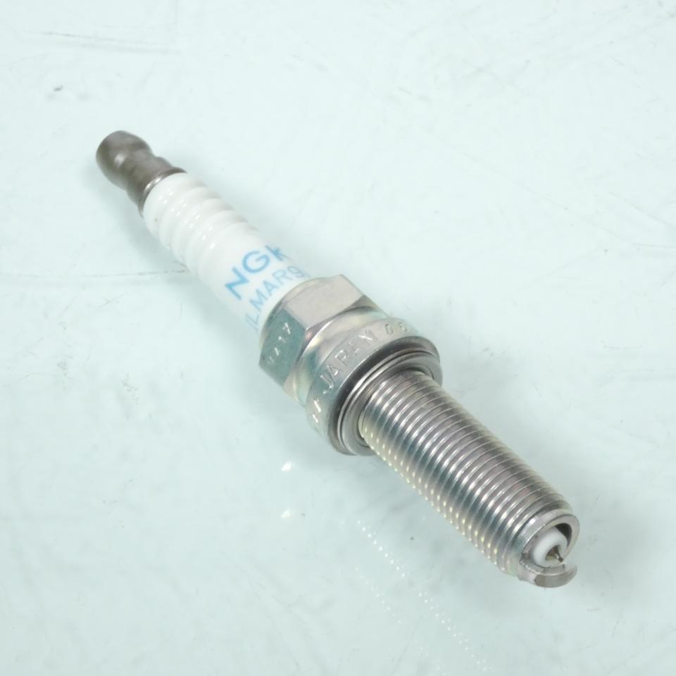Bougie d'allumage NGK pour moto Honda 450 CRF R Après 2008 SILMAR9A9S / 6213 / Par 4 Neuf