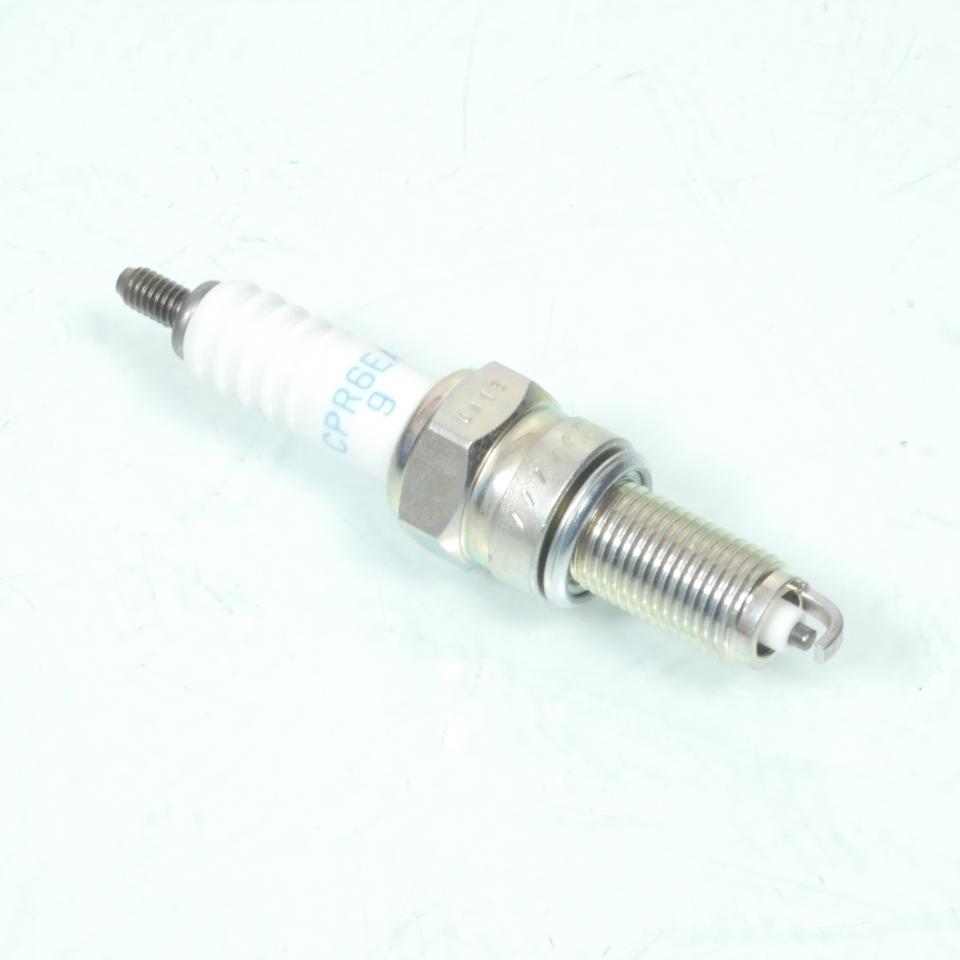 Bougie d'allumage NGK pour Scooter Honda 125 Anf Innova Après 2007 CPR6EA-9 / 6899 / Par 10 Neuf