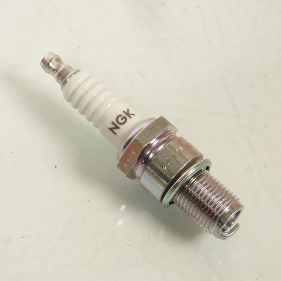 Bougie d'allumage NGK pour Moto Triumph 750 Trident 1991 à 1998 B8ES Neuf