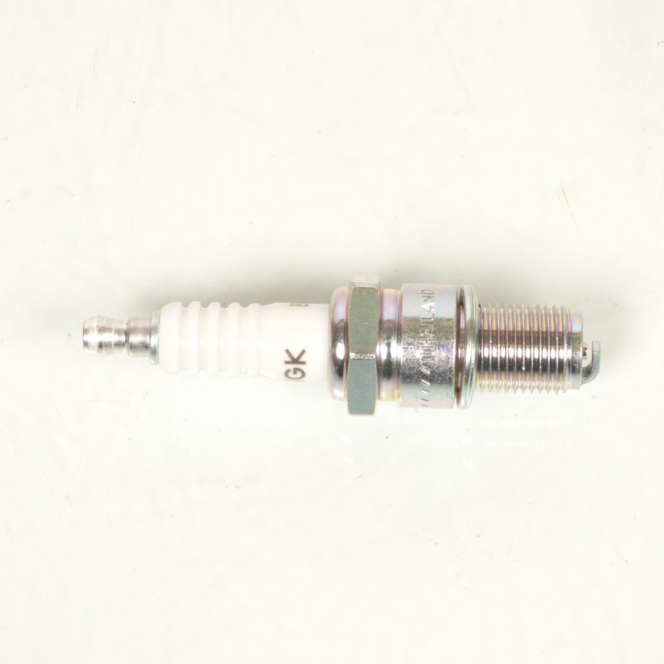 Bougie d'allumage NGK pour Moto Triumph 750 Trident 1991 à 1998 B8ES Neuf