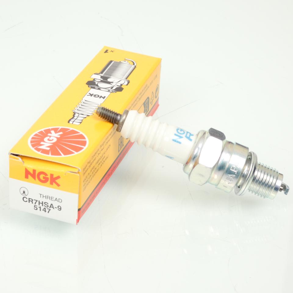 Bougie d'allumage NGK pour Moto YCF 50 A 2004 à 2019 Neuf