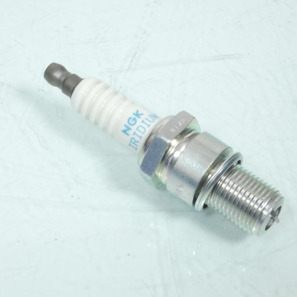 Bougie d'allumage NGK pour moto R7376-9 / 7763 Neuf