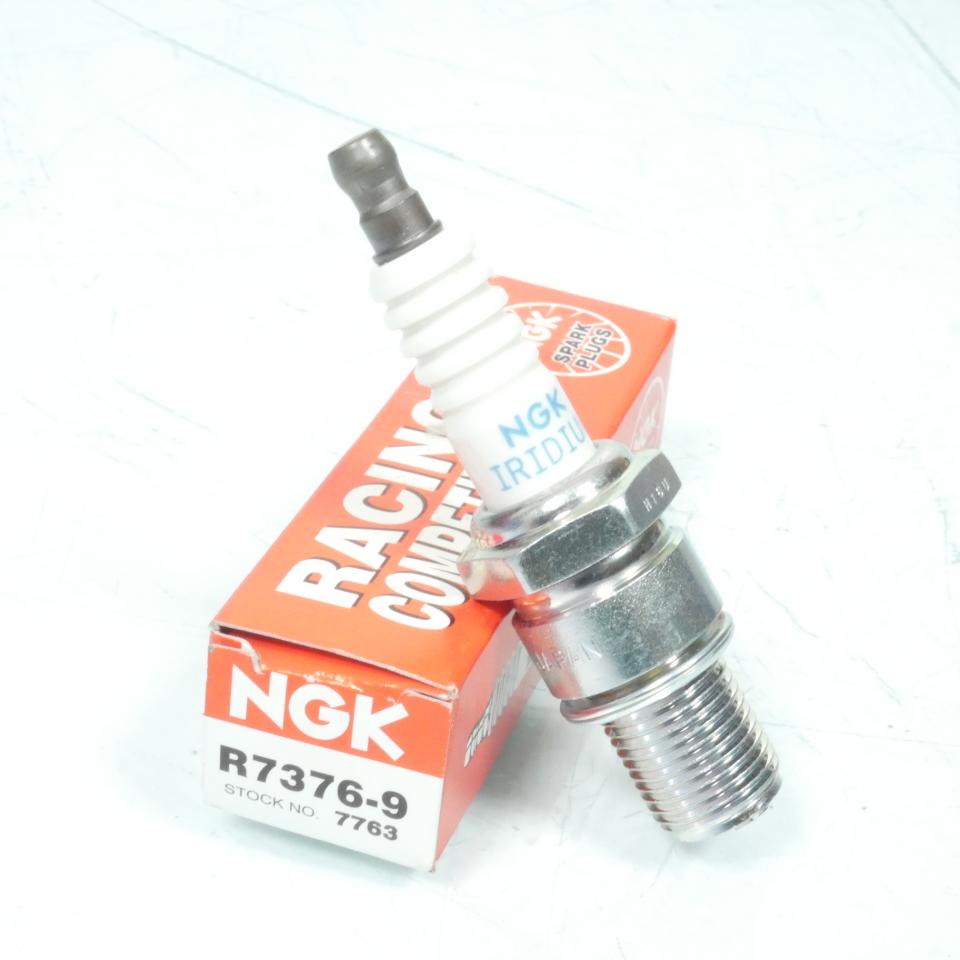 Bougie d'allumage NGK pour moto R7376-9 / 7763 Neuf