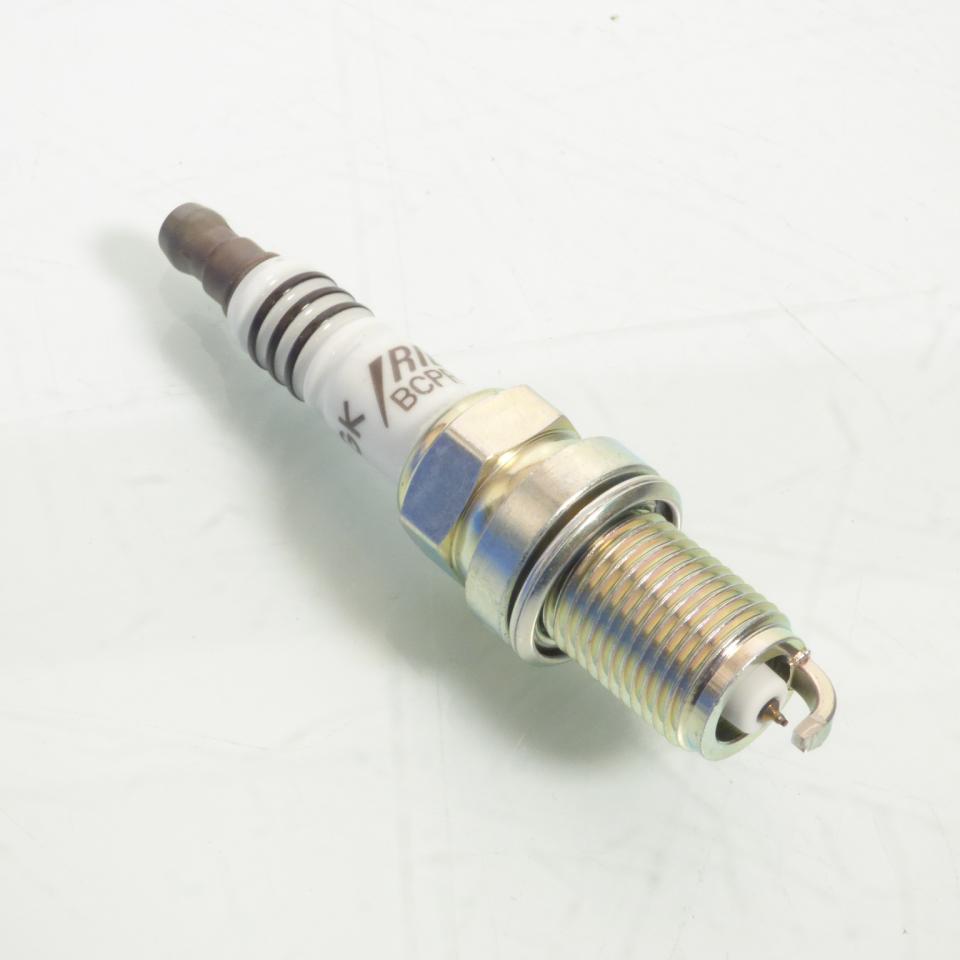 Bougie d'allumage NGK pour moto Yamaha 600 Tt R BCPR6EIX-11 / 4919 Neuf