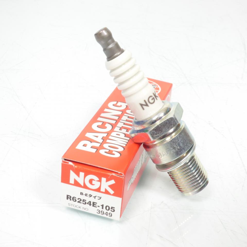 Bougie d'allumage NGK pour Moto Kawasaki 125 KX 1990 à 1994 R6254E-105 / 3949 / Par 4 Neuf
