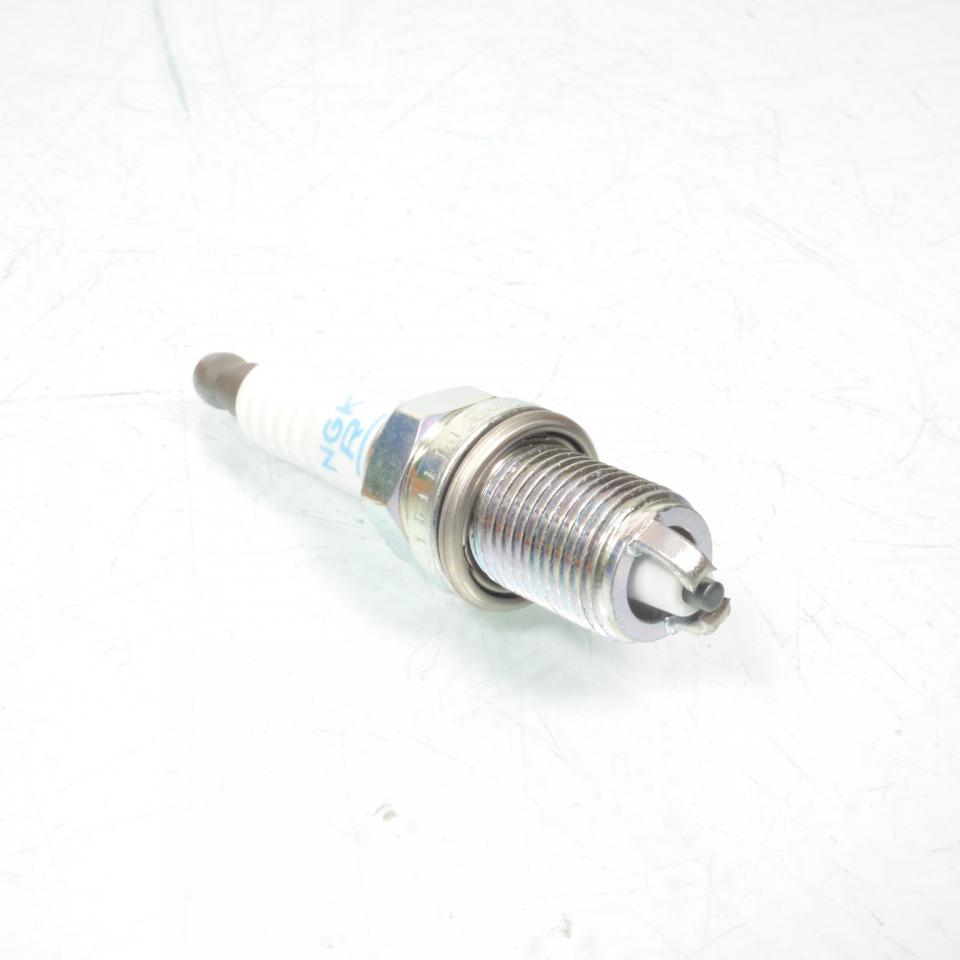 Bougie d'allumage NGK pour moto BMW 1100 R S 1998 à 2020 BKR6EK / 2288 / Par 10 Neuf