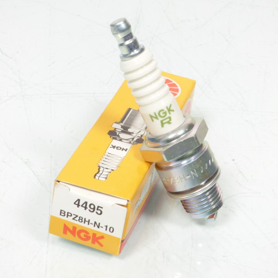 Bougie d'allumage NGK pour moto BPZ8H-N-10 / 4495 Neuf