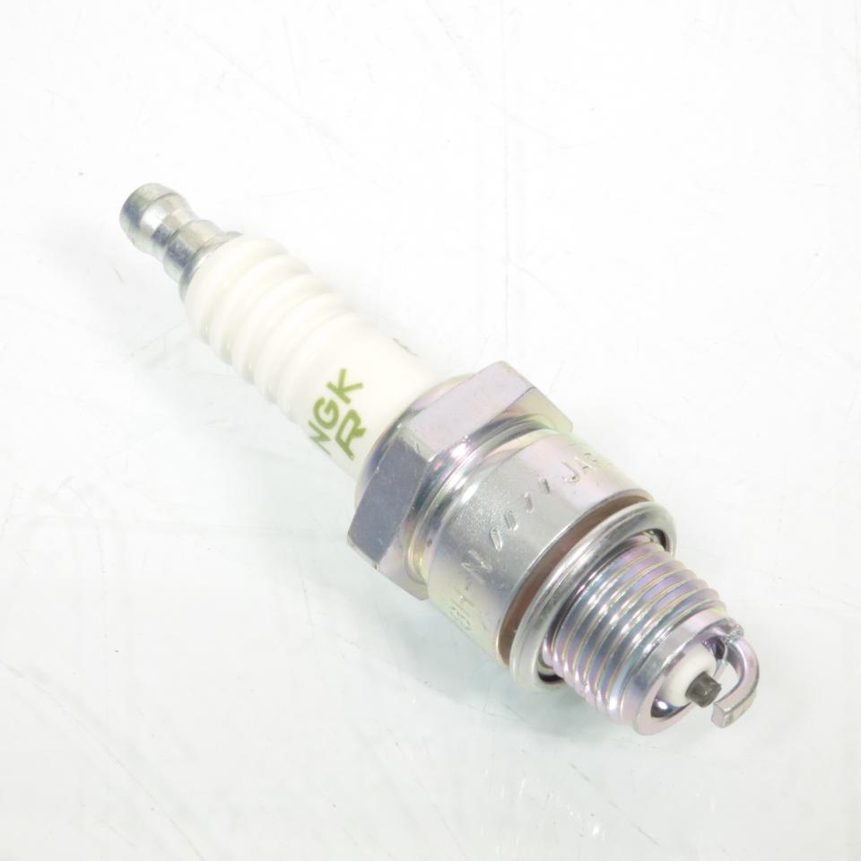 Bougie d'allumage NGK pour moto BPZ8H-N-10 / 4495 Neuf