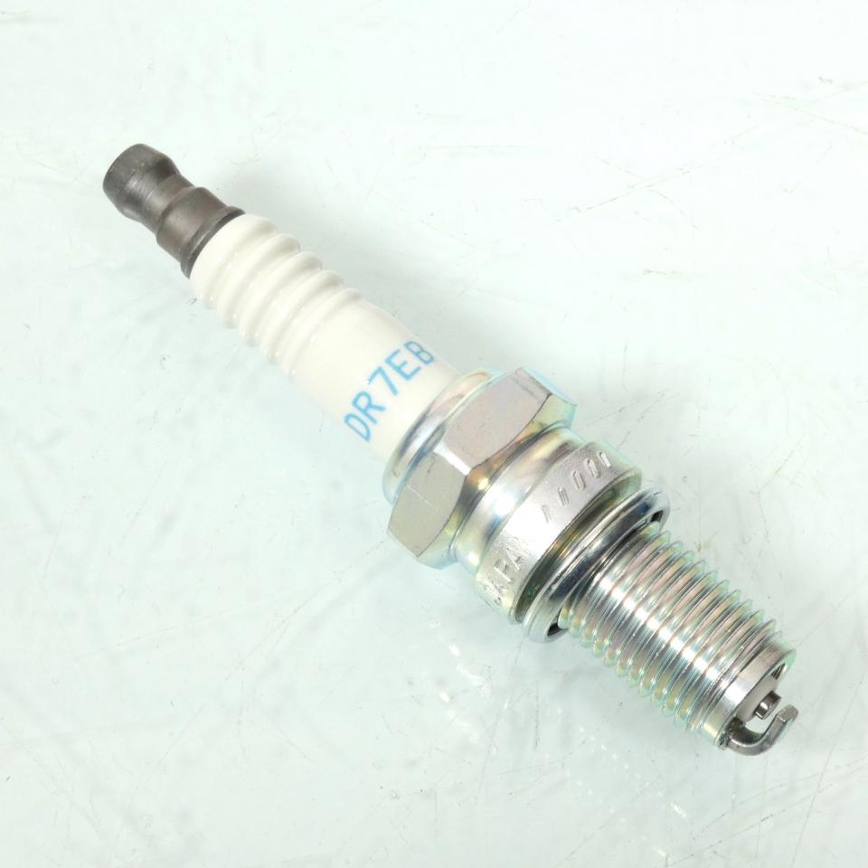 Bougie d'allumage NGK pour moto DR7EB / 5469 Neuf