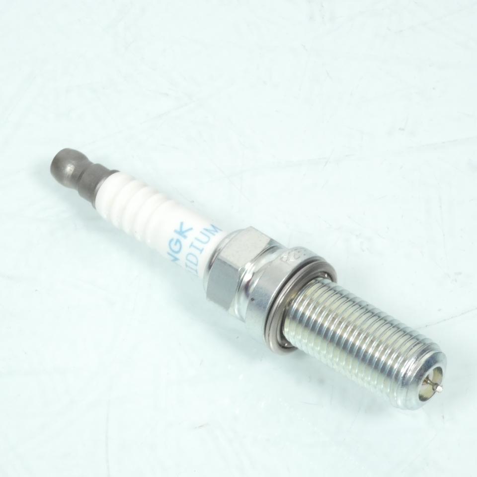 Bougie d'allumage NGK pour moto R2558E-9 / 97537 Neuf