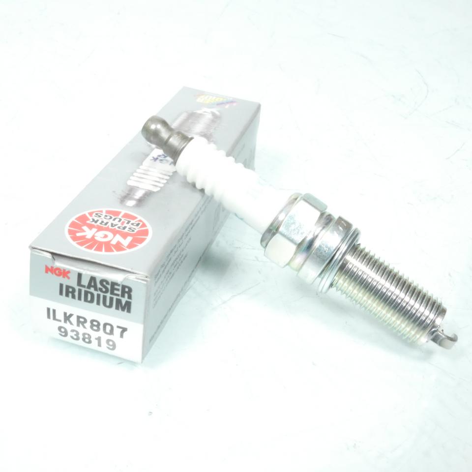 Bougie d'allumage NGK pour moto ILKR8Q7 / 93819 Neuf
