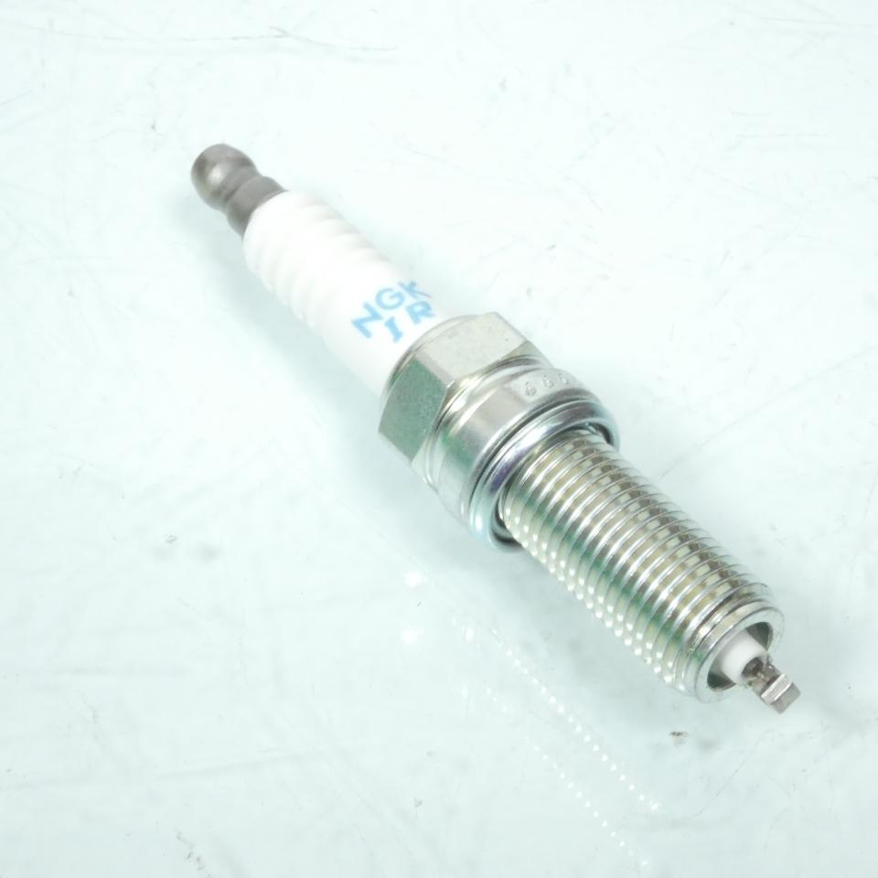 Bougie d'allumage NGK pour moto ILKR9Q7G / 97312 Neuf