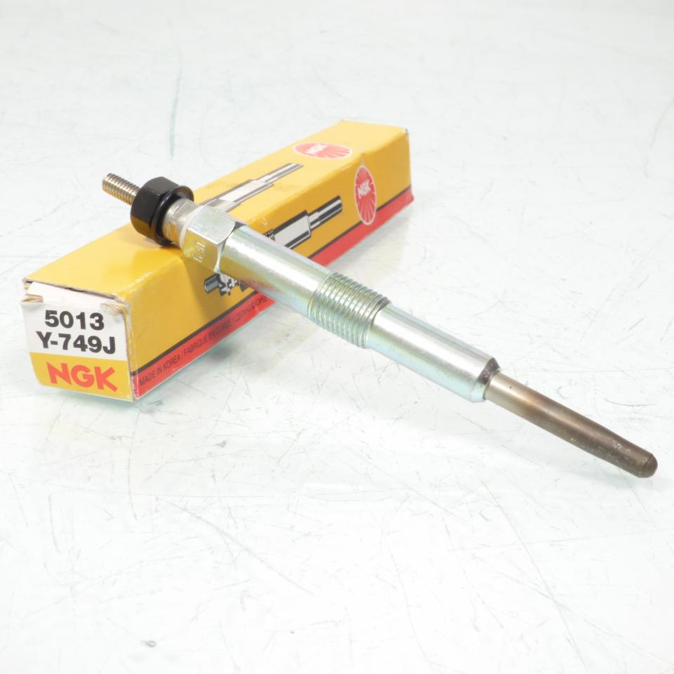 Bougie d'allumage NGK pour auto Y-749J / 5013 Neuf