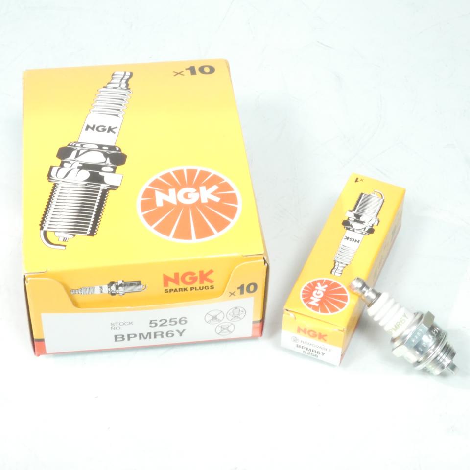 Bougie d'allumage NGK pour auto BPMR6Y / 5256 Neuf